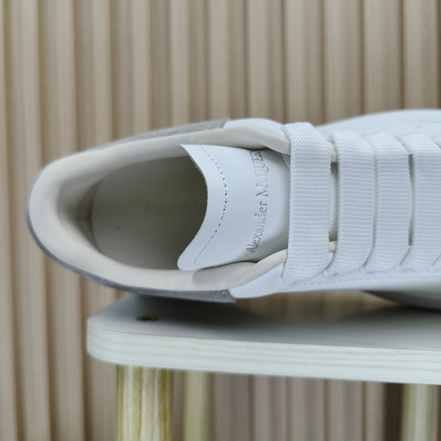 Pure original chip version of Alexander McQueen——2023 McQueen's latest upgraded version