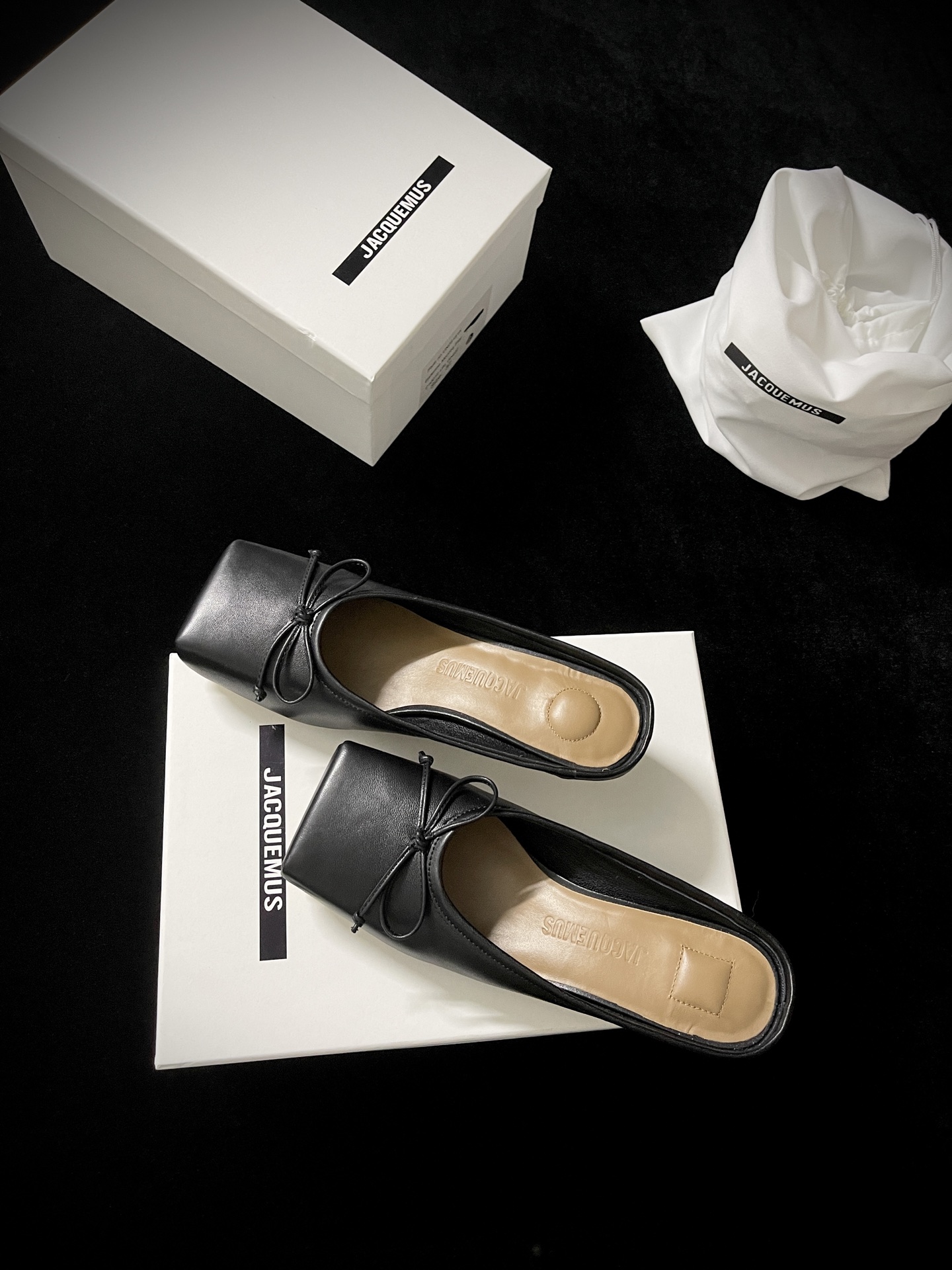자크뮈스 신발 85209 Jacquemus Shoes