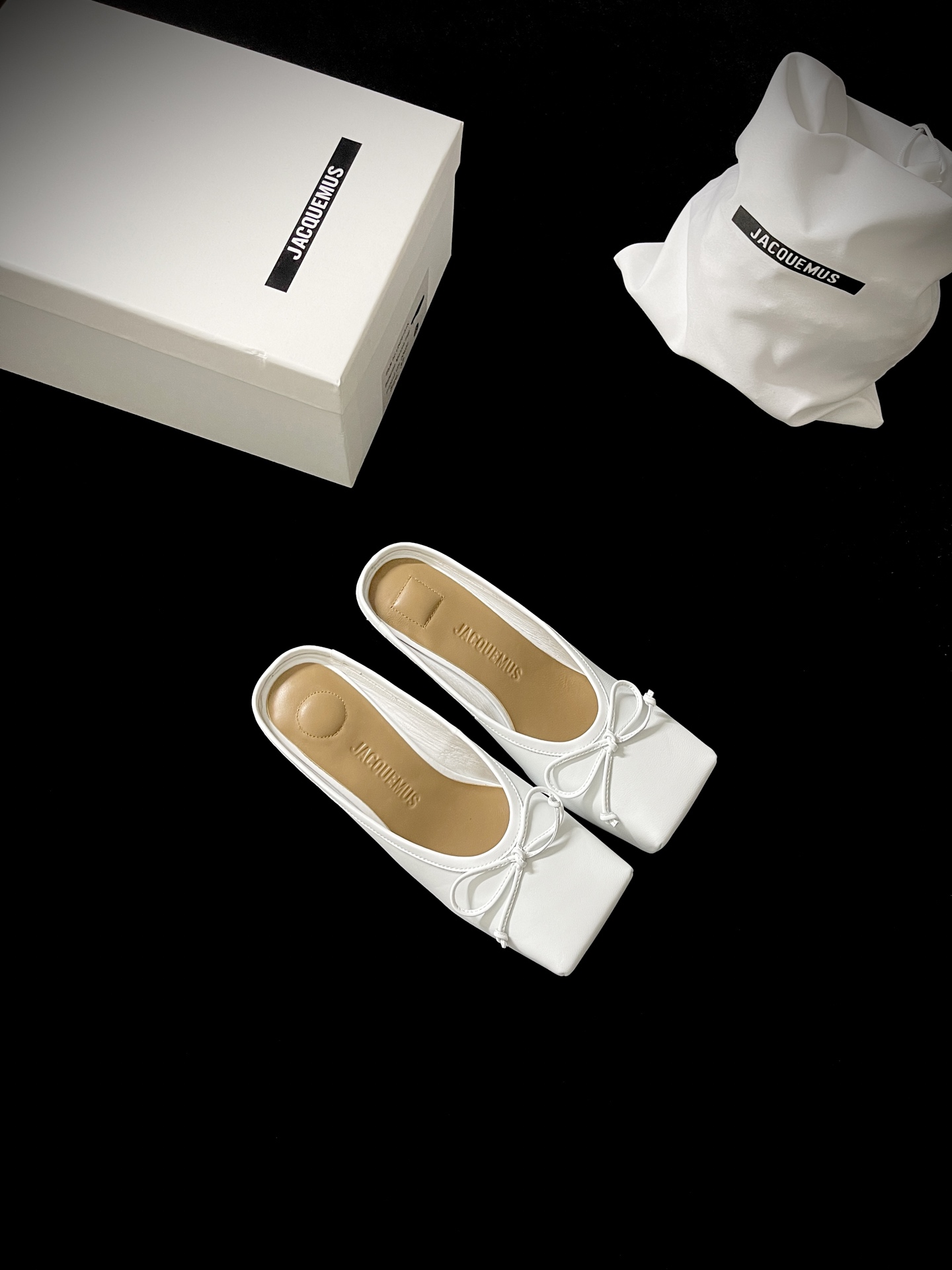 자크뮈스 신발 85210 Jacquemus Shoes