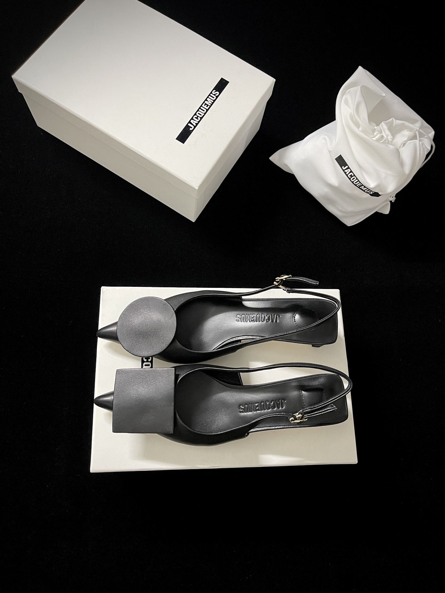 자크뮈스 신발 85204 Jacquemus Shoes