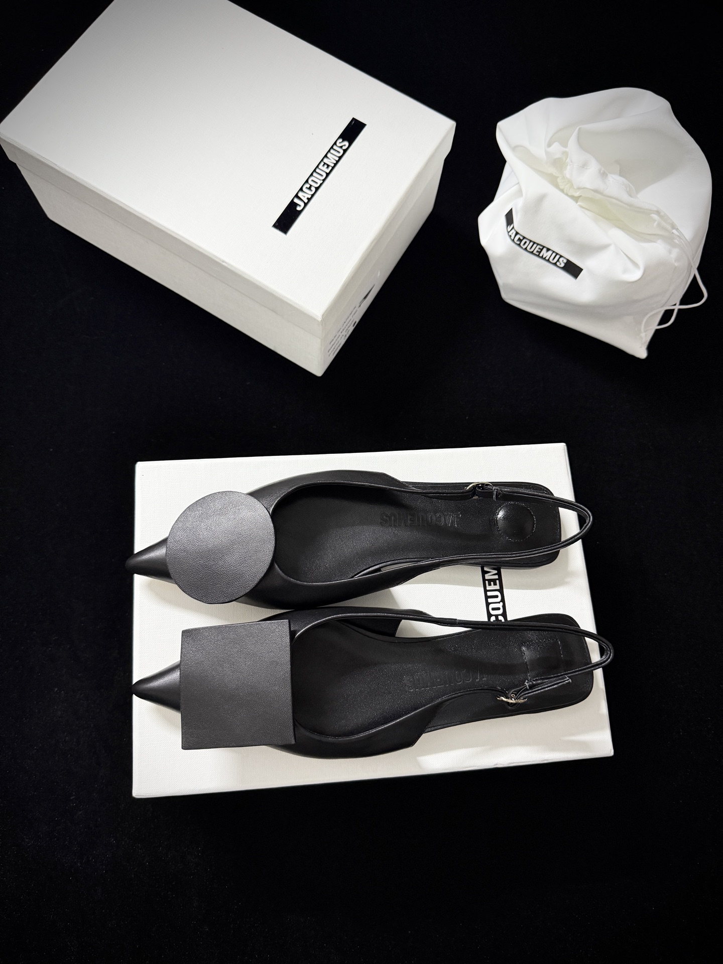 자크뮈스 신발 85213 Jacquemus Shoes