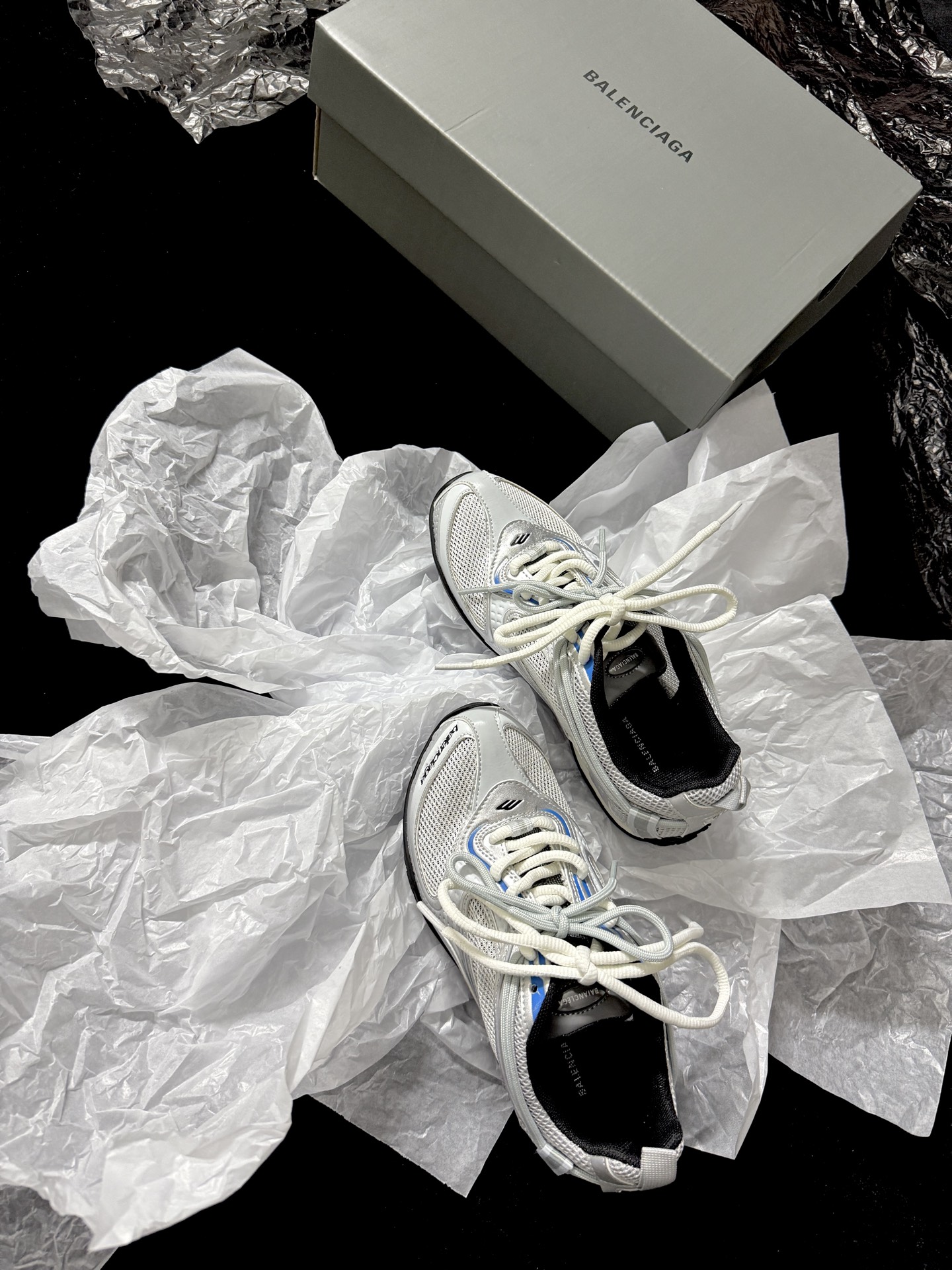 발렌시아가 메시 챙키 스니커즈 95896 이미지 2