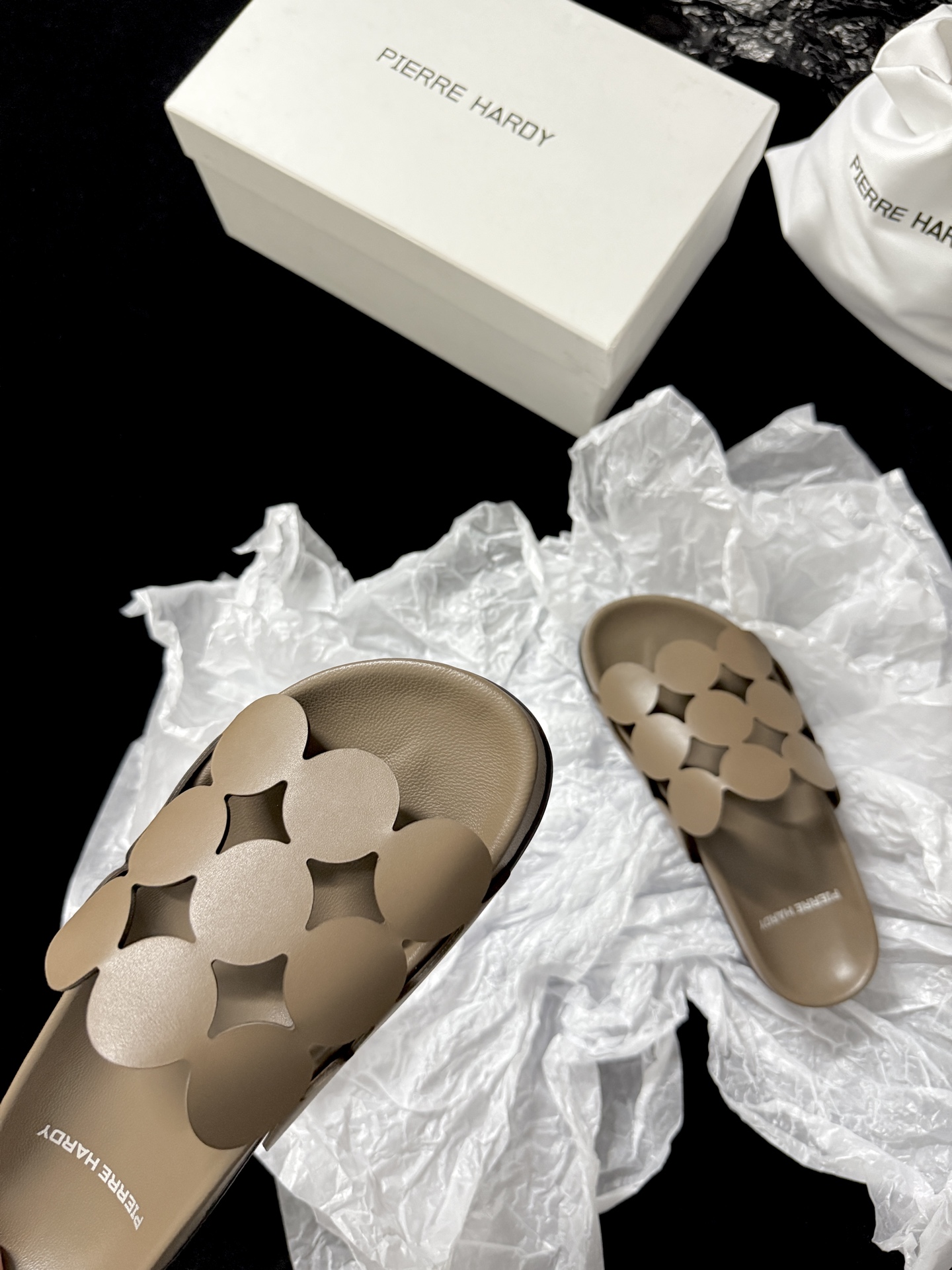 피에르하디 신발 134531 Shoes 썸네일 이미지