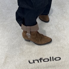 G102@ Unfolio 𝟐𝟔𝐀𝐖秋冬新品 翻边西部短靴|复古旷野解锁多元穿搭可能 美式西部风骨融入利落靴型 每一步都 G102@ Unfolio 𝟐𝟔𝐀𝐖秋冬新品 翻边西部短靴|复古旷野解锁多元穿搭可能 美式西部风骨融入利落靴型 每一步都
