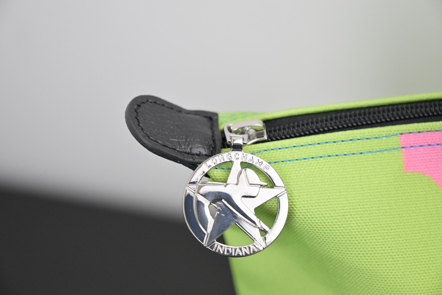 Longchamp ～粉色中号 龙骧2024新款 限定love