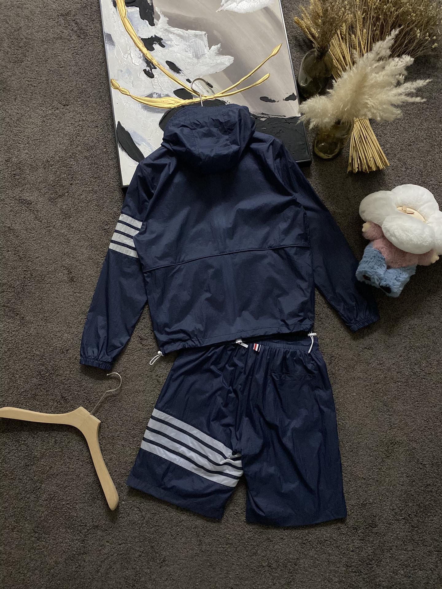 SUN-PROOF SUIT, SUN-PROOF SUIT P638, SHORTS P588 TO SELL THE BOUQUETS AND FEEL GRACEFUL. - 图片 3