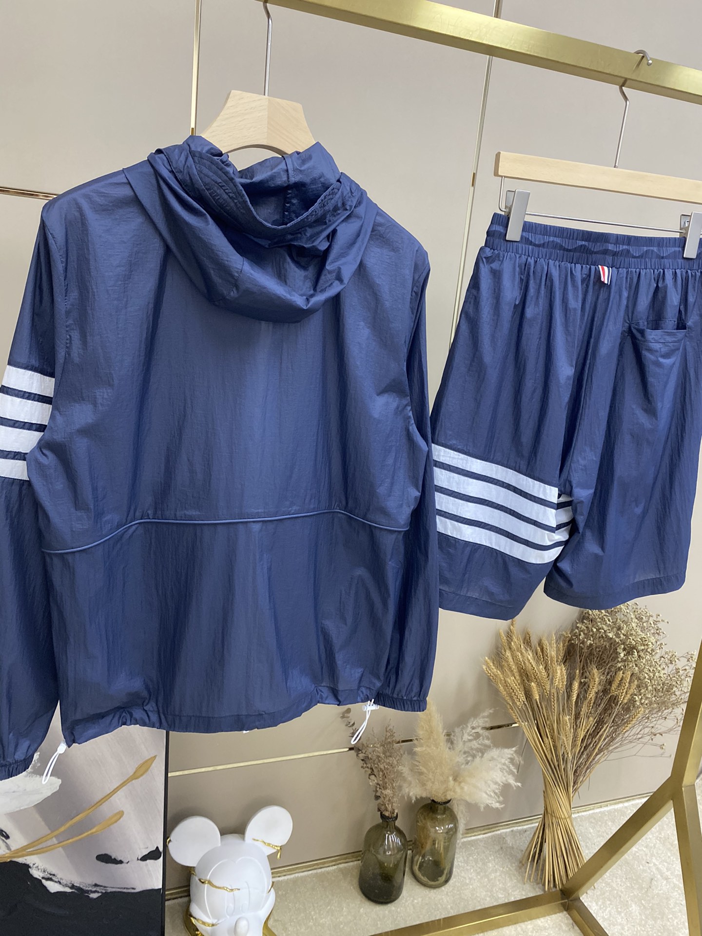 SUNPROOF SUIT, SUNSCREEN SUIT P638, SHORTS P588 TO SELL. - 图片 4