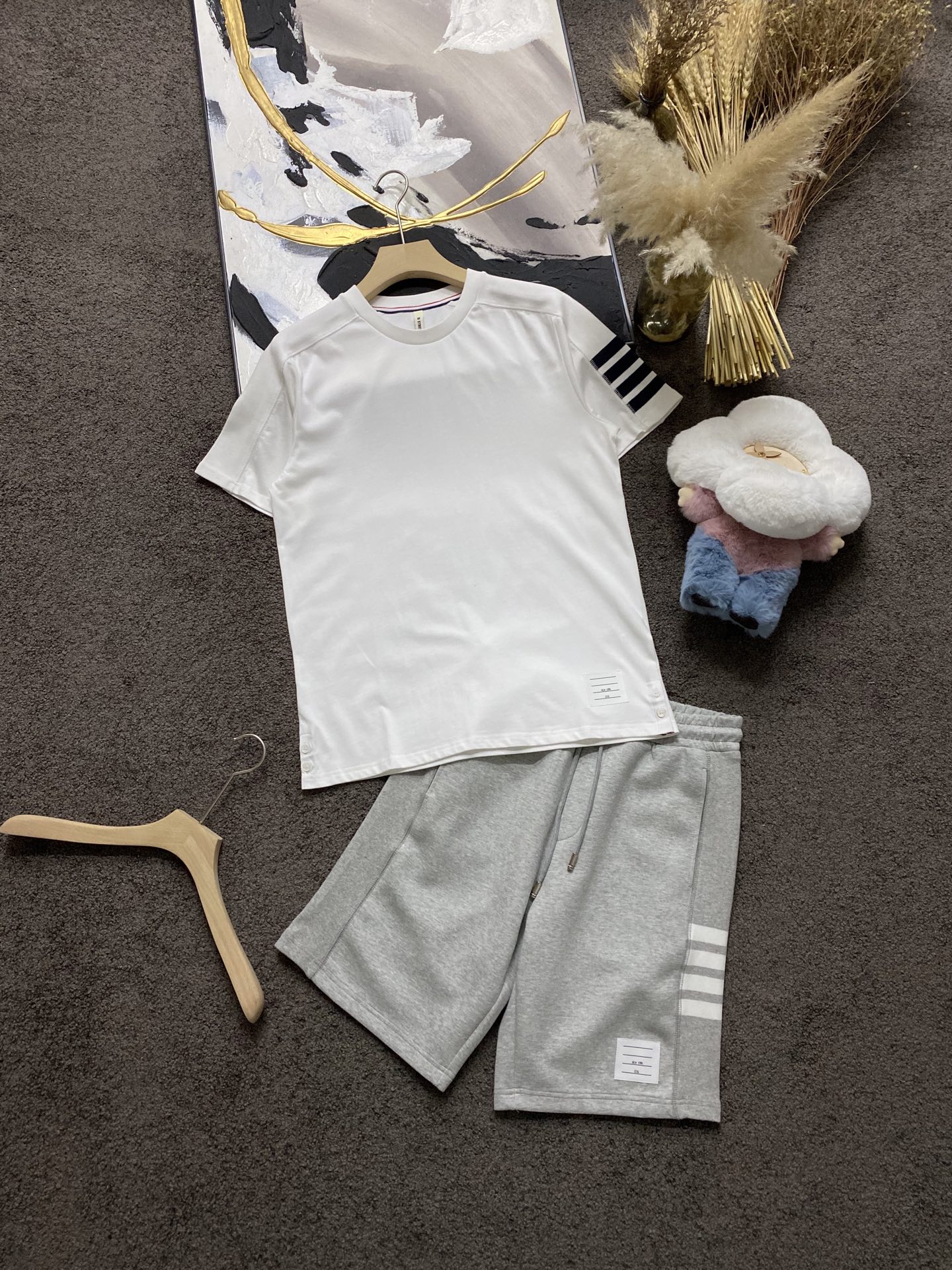 NO:136901,New product suit tops, pants P disassemble and sell. White matching, no matter how you match it, alexander wang19860909新品套装上衣,裤P拆卖 白色搭配、怎么搭都有味道,,alexander wang,Men's clothing