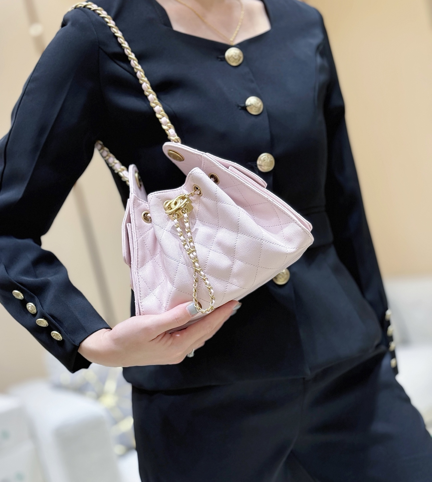 独家模特上身图