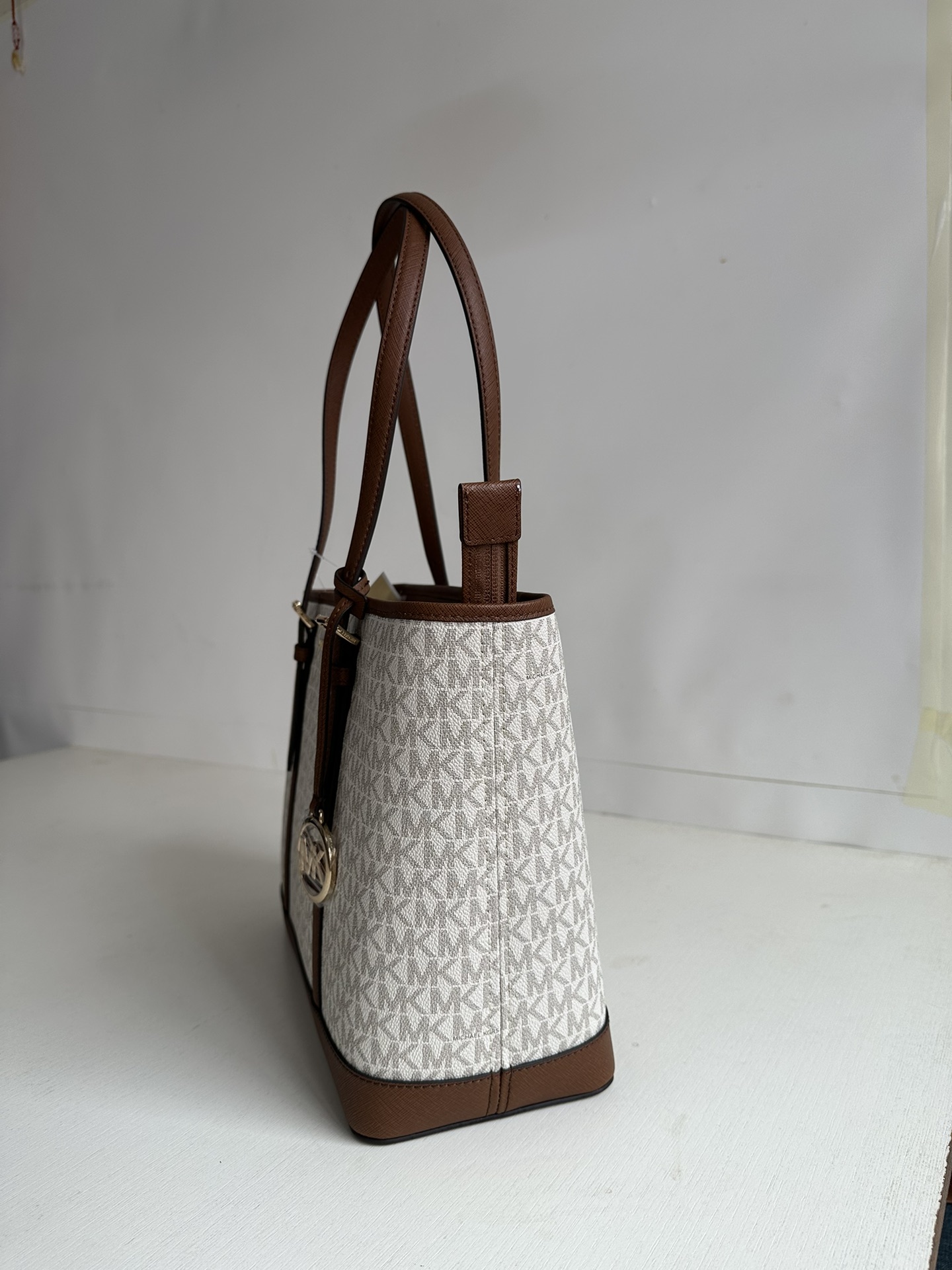 Michael Kors Michael kors mk新款 JET SET TRAVEL系列印花配皮女士单肩手提托特购物袋 尺寸：底长30×24×13