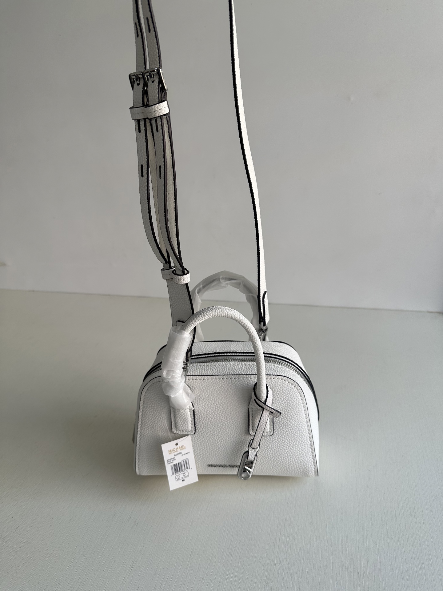 Michael Kors MK新款Ashton系列小号女士手提包波士顿包枕头包，尺寸：20×15×9