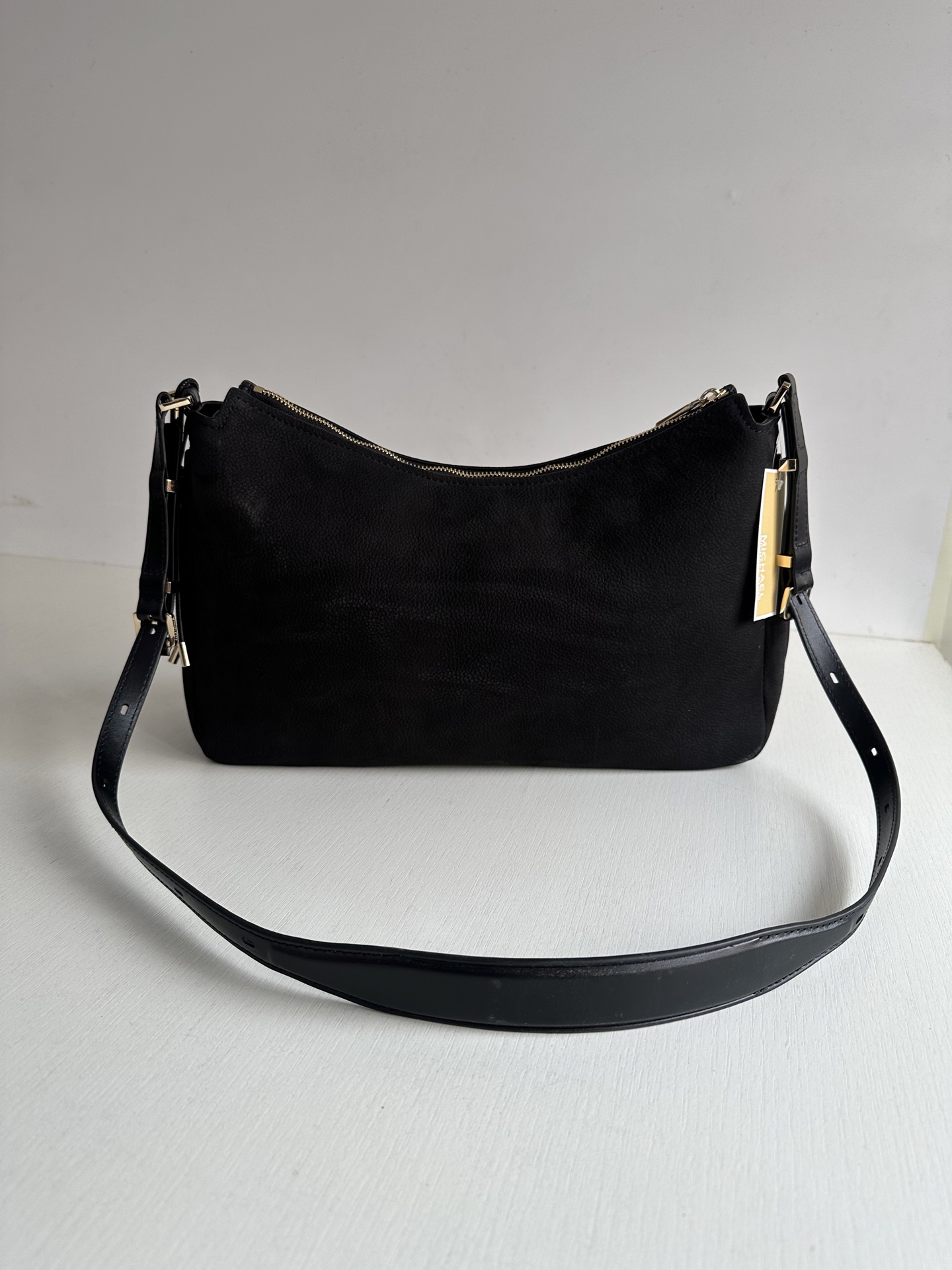 Michael Kors <反毛皮材质> mk新款Nolita系列Michael kors 中号反毛皮单肩包