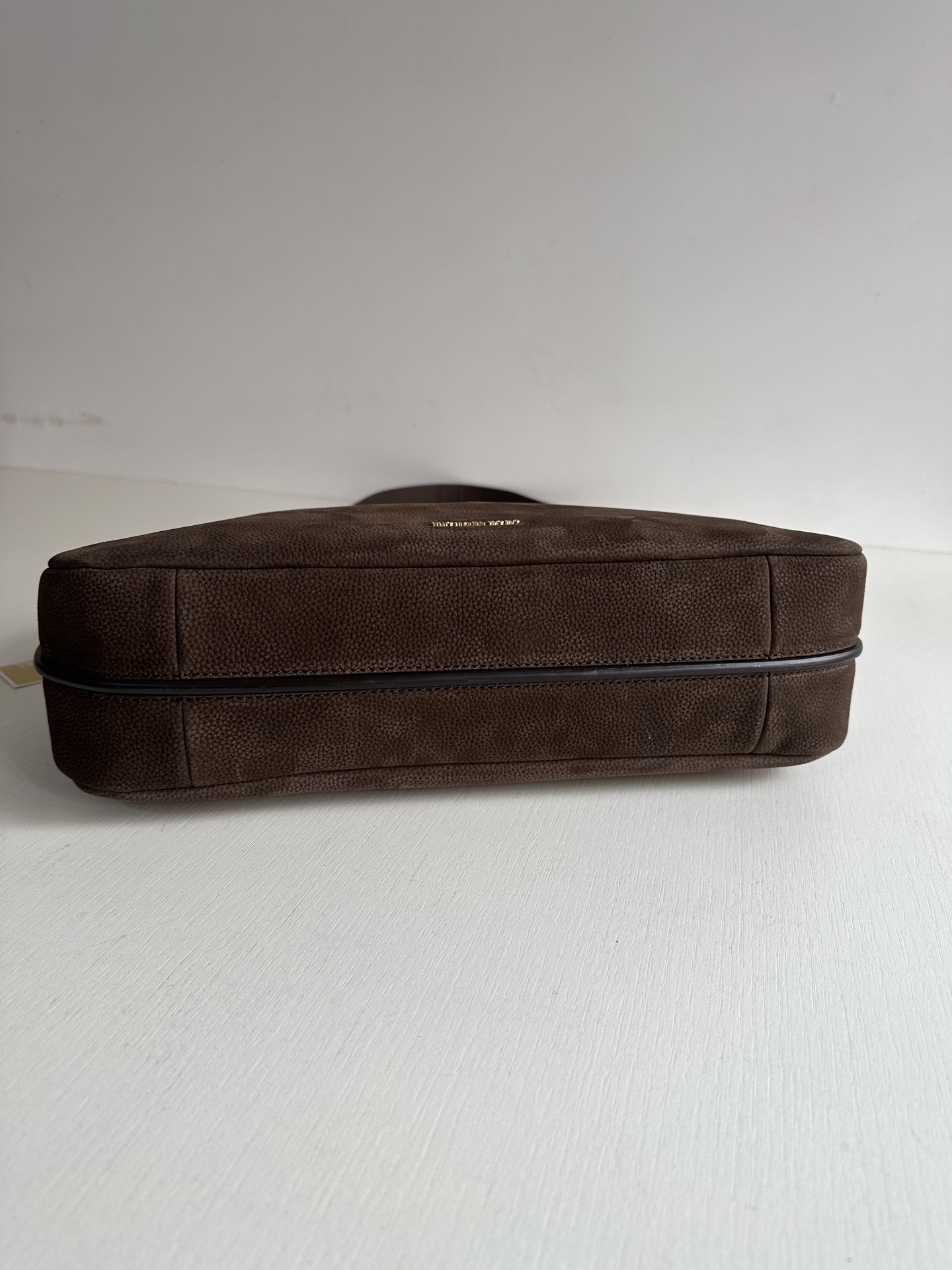Michael Kors <反毛皮材质> mk新款Nolita系列Michael kors 中号反毛皮单肩包
