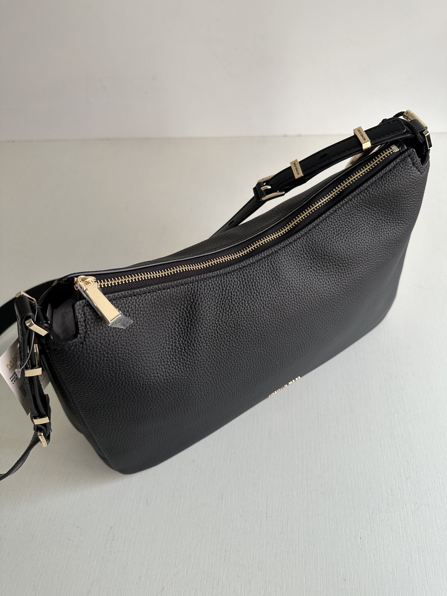 Michael Kors <荔枝纹牛皮> mk新款Nolita系列Michael kors 中号荔枝纹牛皮单肩包
