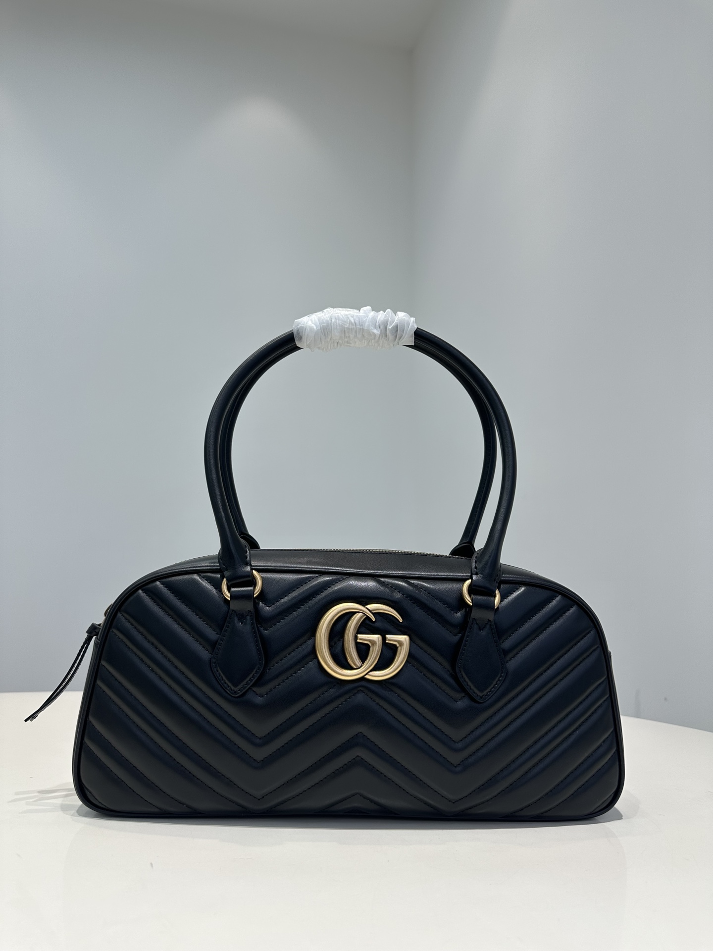 P850 Pure original Gucci/Gucci 24s counter summer new marmant medium shoulder handbag armpit bag quilted cowhide women's bag! The body of the bag