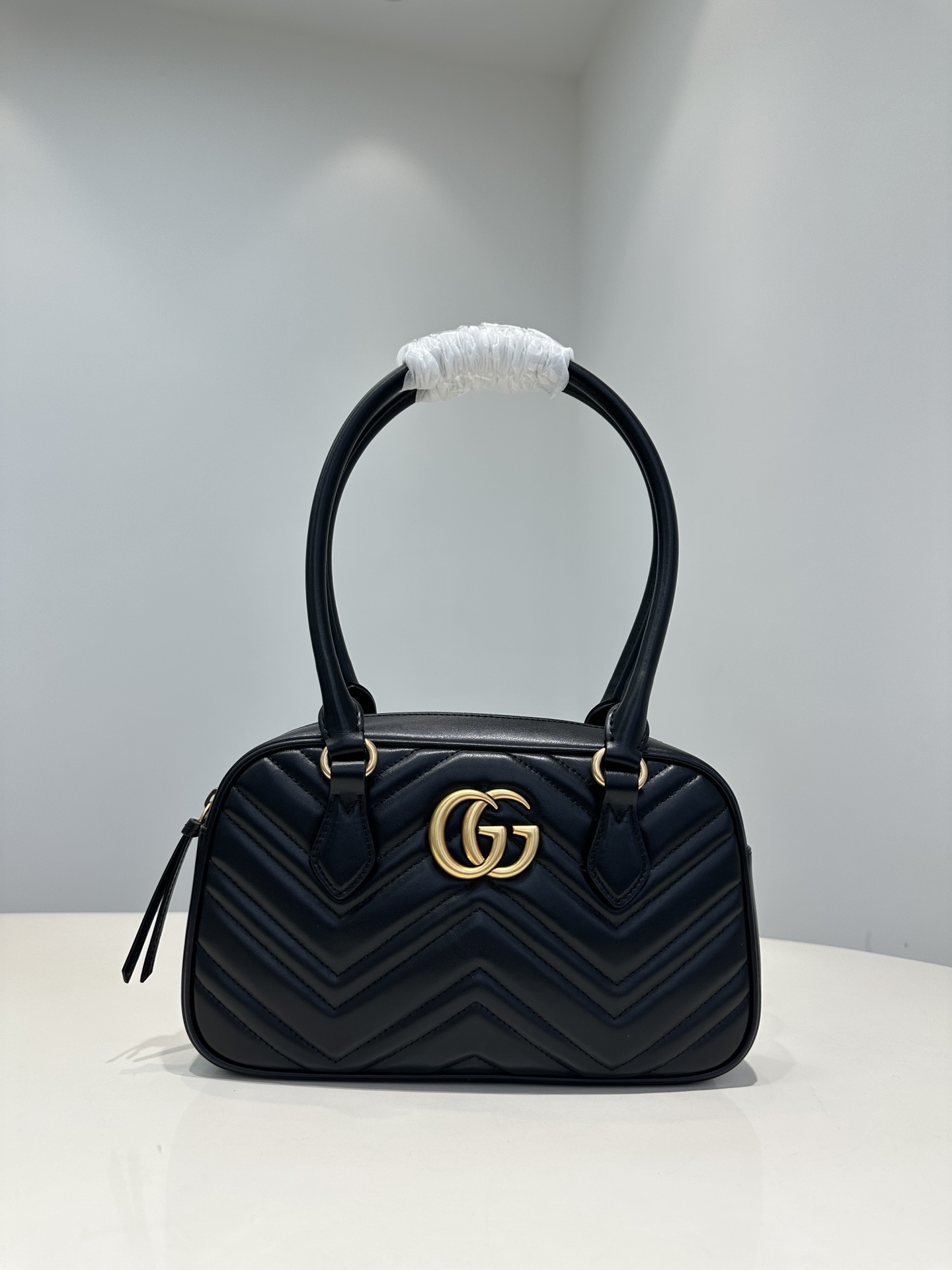 P800 Pure original Gucci/Gucci 24s counter summer new marmant small shoulder handbag armpit bag quilted cowhide women's bag! The body of the bag