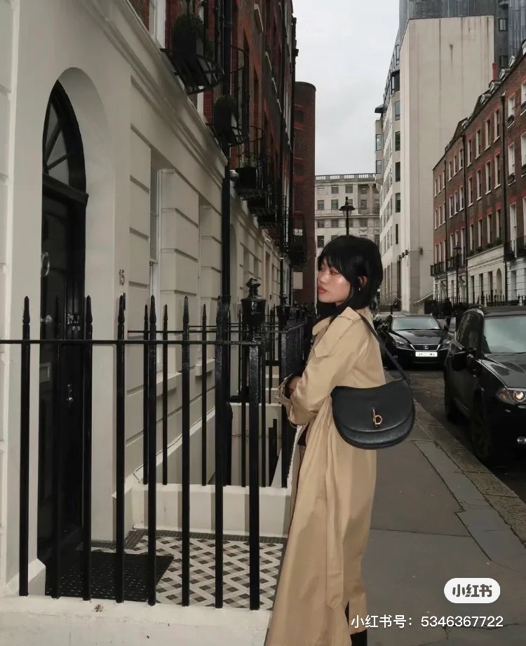 Burberry Medium upper body renderings! awesome
