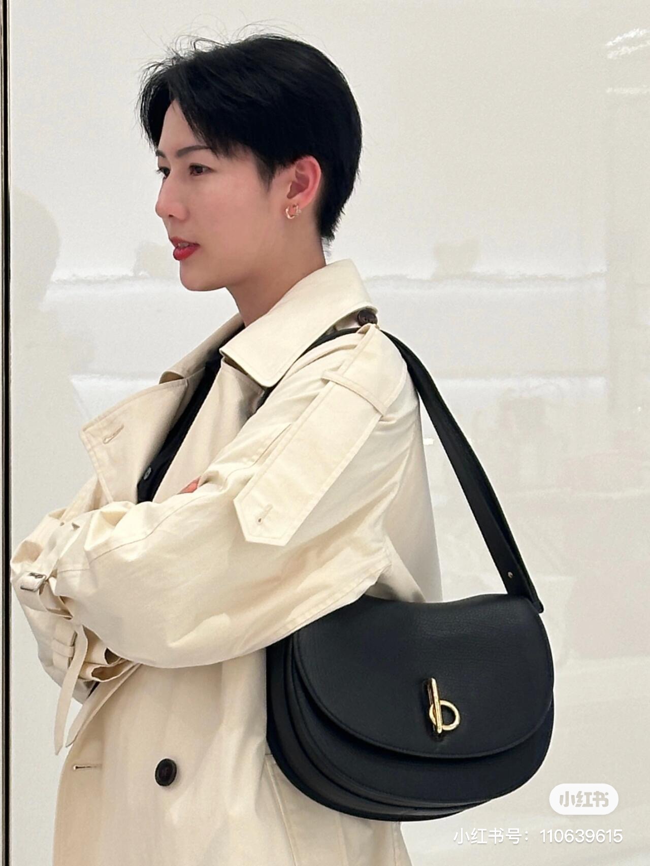 Burberry Upper body renderings! so beautiful