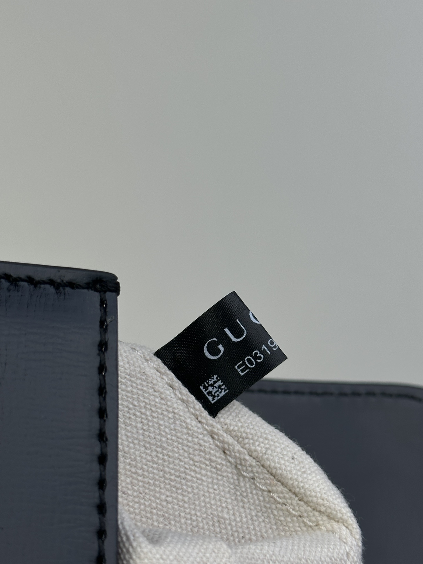 Gucci Hot stamping logounique anti-counterfeiting codeanti-counterfeiting washed wheat!