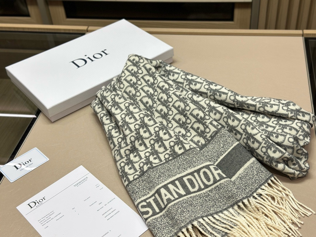 Dior Scarf - Comprehensive 5