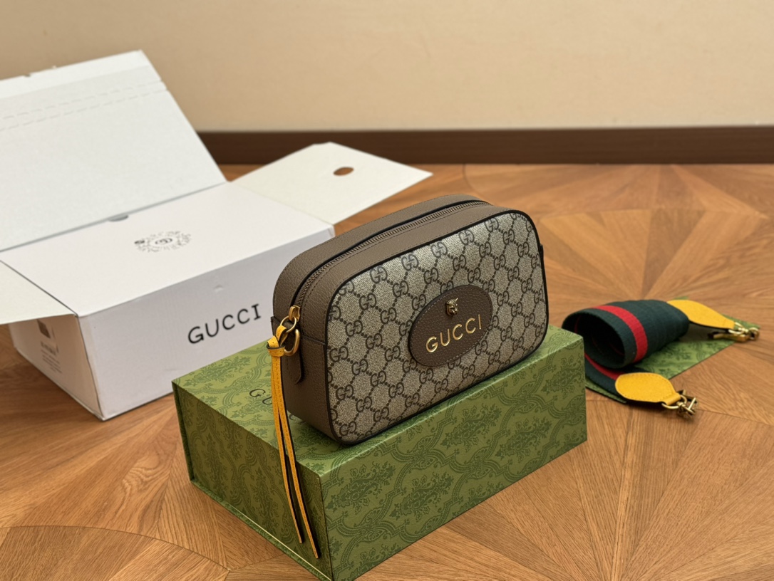 Gucci Taschen Kamerataschen Grün Rot Unisex Kalbsleder Rindsleder
