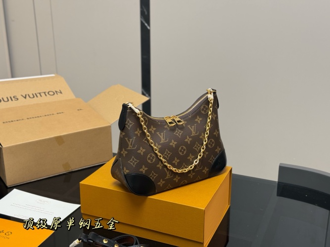 Louis Vuitton Vintage Croissant Bag with Gold Chain Strap