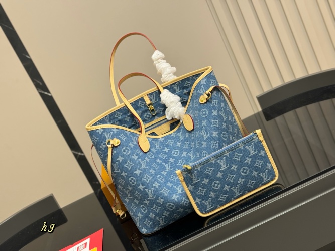 Louis Vuitton Neverfull Medium Shopping Bag - Iconic Style & Timeless Design 1 Louis Vuitton Neverfull Medium Shopping Bag - Iconic Style & Timeless Design