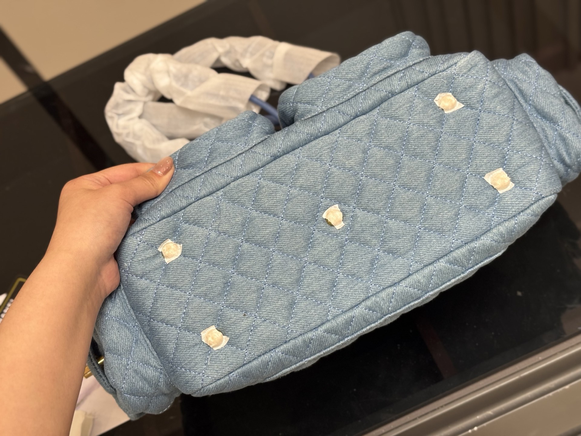 Chanel Denim Messenger Bag, Charming and Versatile, 30 x 18 cm 10 i1751091451369 7738 0 8