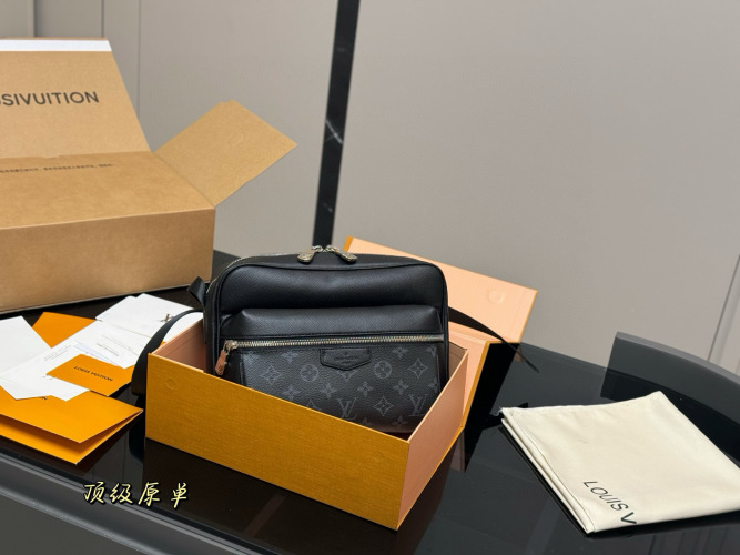 Louis Vuitton Men's Discovery Bumbag in Monogram Shadow Leather 1 Louis Vuitton Men's Discovery Bumbag in Monogram Shadow Leather