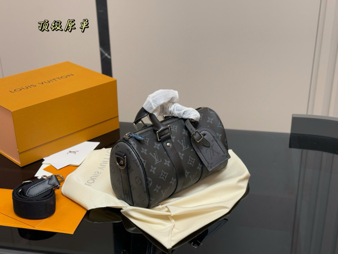 Louis Vuitton Keepall 25: Stylish Cylinder Bag for Men and Women 1 Louis Vuitton Keepall 25: Stylish Cylinder Bag for Men and Women