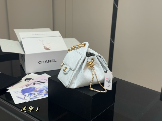 Chanel 25S White Leather Hobo Mini Bag, 22*14cm 1 Chanel 25S White Leather Hobo Mini Bag, 22*14cm