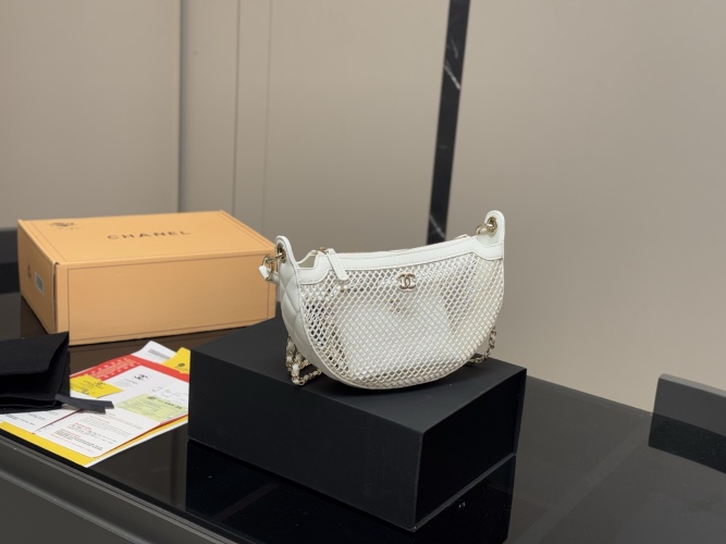 Chanel 25 SS New Trendy Fishnet Bag, Chic Small Bag - 24*14 cm 1 Chanel 25 SS New Trendy Fishnet Bag, Chic Small Bag - 24*14 cm