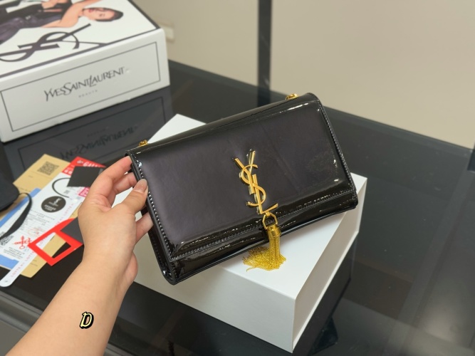 Yves Saint Laurent Black Leather Wallet on Chain Bag, 24cm 1 Yves Saint Laurent Black Leather Wallet on Chain Bag, 24cm