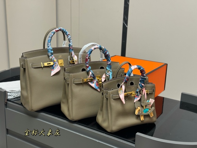 Hermès Birkin 30 Leather Handbag, Premium Quality 1 Hermès Birkin 30 Leather Handbag, Premium Quality