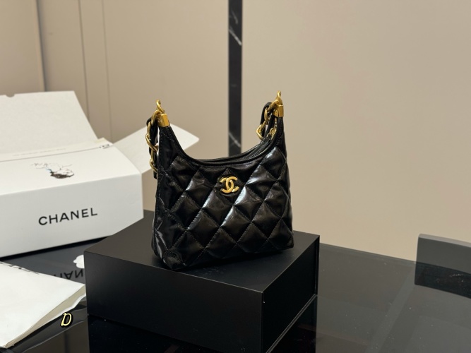 Chanel 24A Black Quilted Leather Hobo Bag with Gold Chain - Elegant & Timeless 1 Chanel 24A Black Quilted Leather Hobo Bag with Gold Chain - Elegant & Timeless