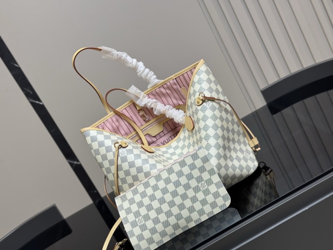 Louis Vuitton Neverfull Damier Azur Canvas Medium Tote Bag with Pouch 1 Louis Vuitton Neverfull Damier Azur Canvas Medium Tote Bag with Pouch