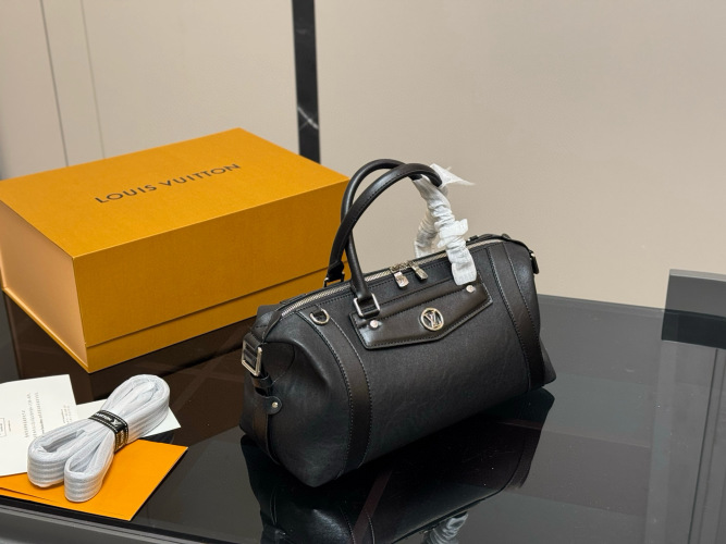 Louis Vuitton Vancouver HR Biker Bag, Simple Handbag or Crossbody, 32*16cm 1 Louis Vuitton Vancouver HR Biker Bag, Simple Handbag or Crossbody, 32*16cm