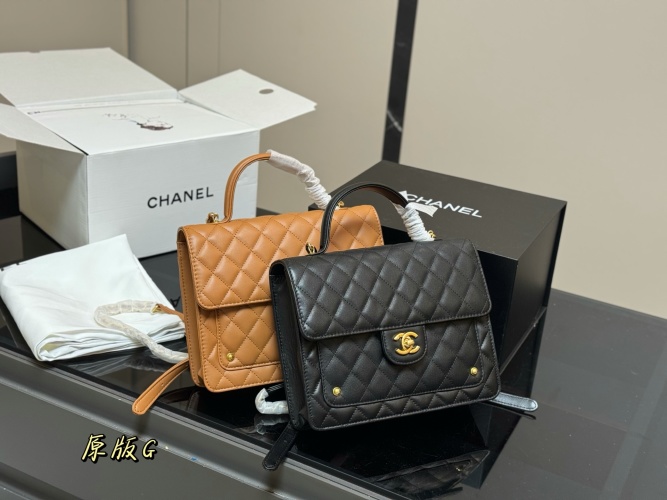 Chanel 25B Backpack with Premium Texture - Versatile Design, 18*23cm 1 Chanel 25B Backpack with Premium Texture - Versatile Design, 18*23cm