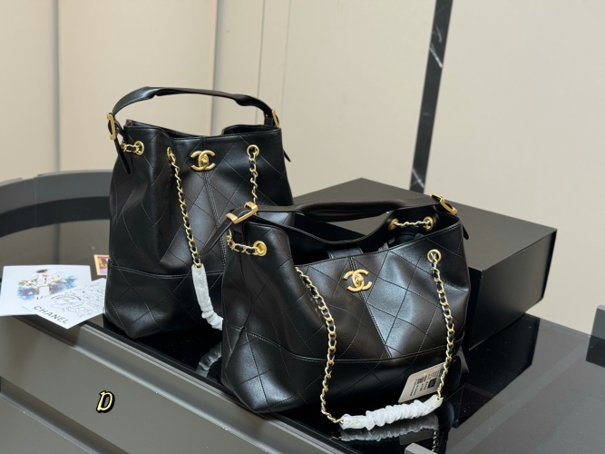 Chanel 25a Black Quilted Leather Tote Bag with Chain Straps 1 Chanel 25a Black Quilted Leather Tote Bag with Chain Straps