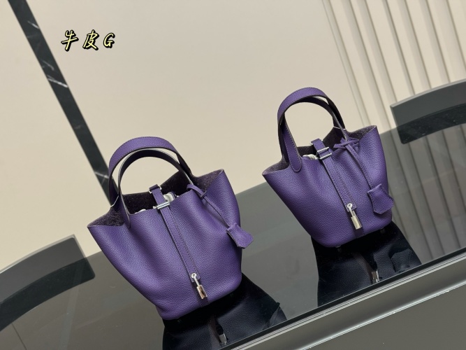 Hermes Picotin Lock 18 Bucket Bag Purple Leather Handbag, Top Handle 1 Hermes Picotin Lock 18 Bucket Bag Purple Leather Handbag, Top Handle
