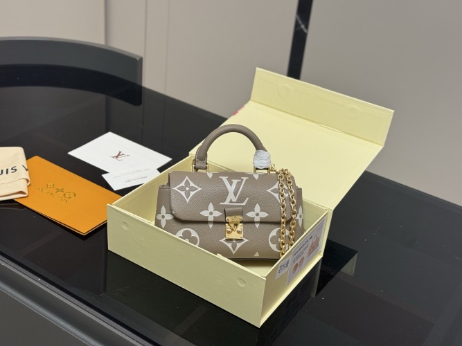 Louis Vuitton Nano Madeleine Handbag, Taurillon Leather, Dual Chain, 21*11cm 1 Louis Vuitton Nano Madeleine Handbag, Taurillon Leather, Dual Chain, 21*11cm