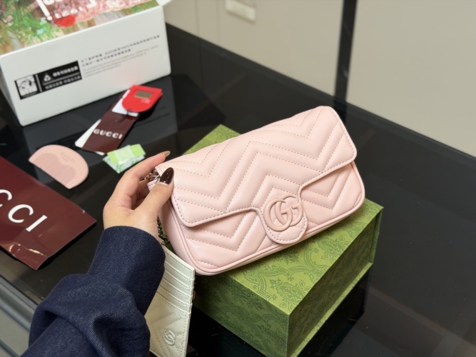 Gucci Marmont Two-in-One Light Pink Leather Shoulder Bag - Compact Design