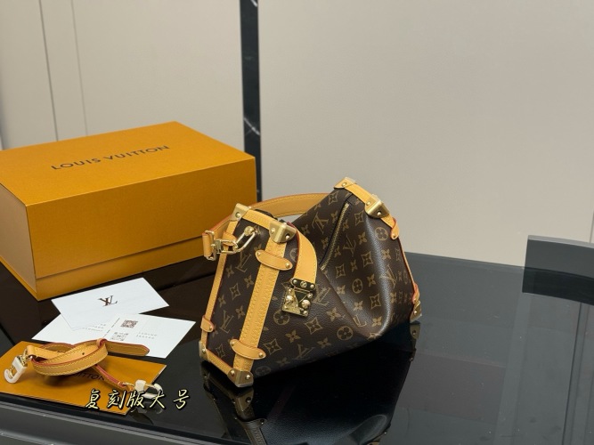 Louis Vuitton Monogram Soft Trunk Bag,30cm, Crossbody Bag with Box 1 Louis Vuitton Monogram Soft Trunk Bag,30cm, Crossbody Bag with Box