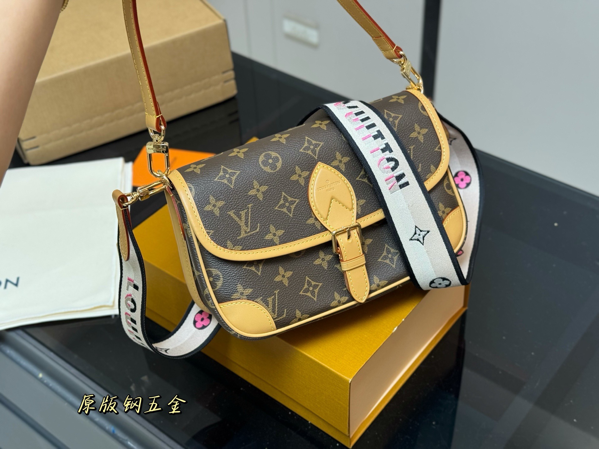 i1760655374153 857 0 4