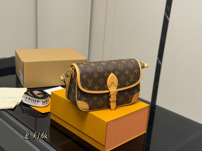 Louis Vuitton Monogram Baguette Bag with Adjustable Shoulder Straps 1 Louis Vuitton Monogram Baguette Bag with Adjustable Shoulder Straps