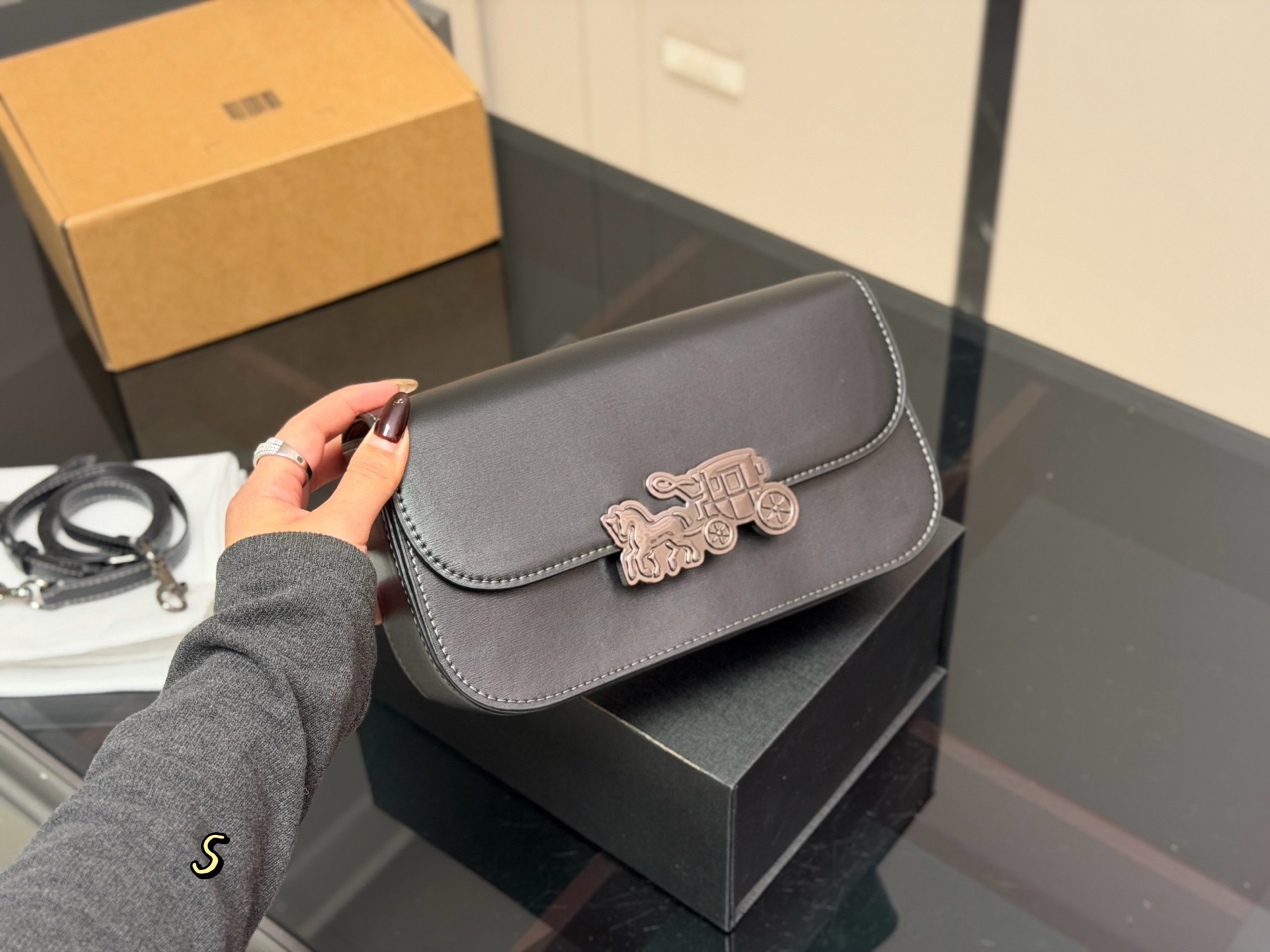 Caja incluida versión mejorada tamaño: 23.13cm Coach Harpet bolso de axila, herrajes mejorados nuevamente, el techo del…