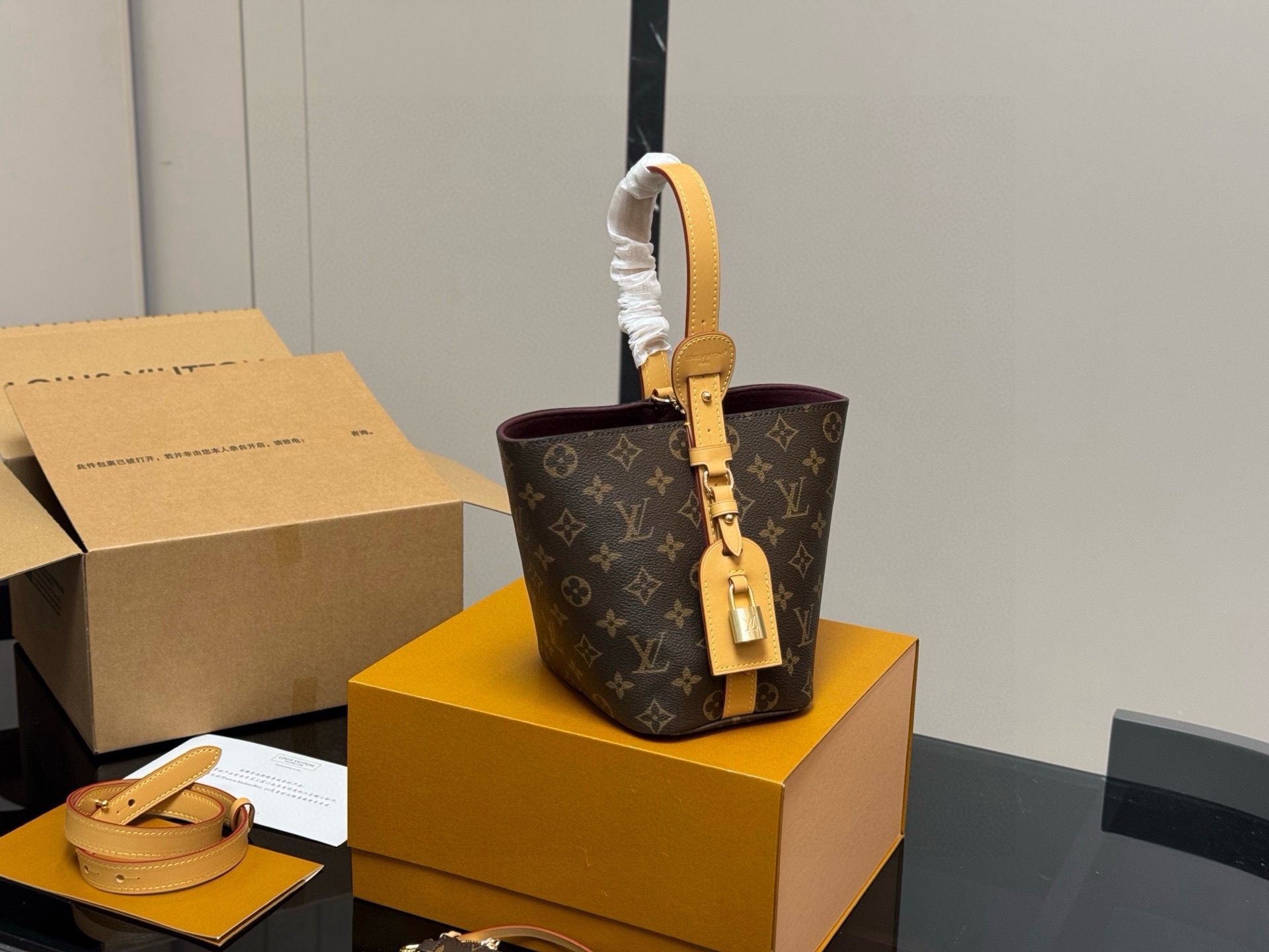 Louis Vuitton Monogram Canvas Petit Bucket Bag, 18x17cm