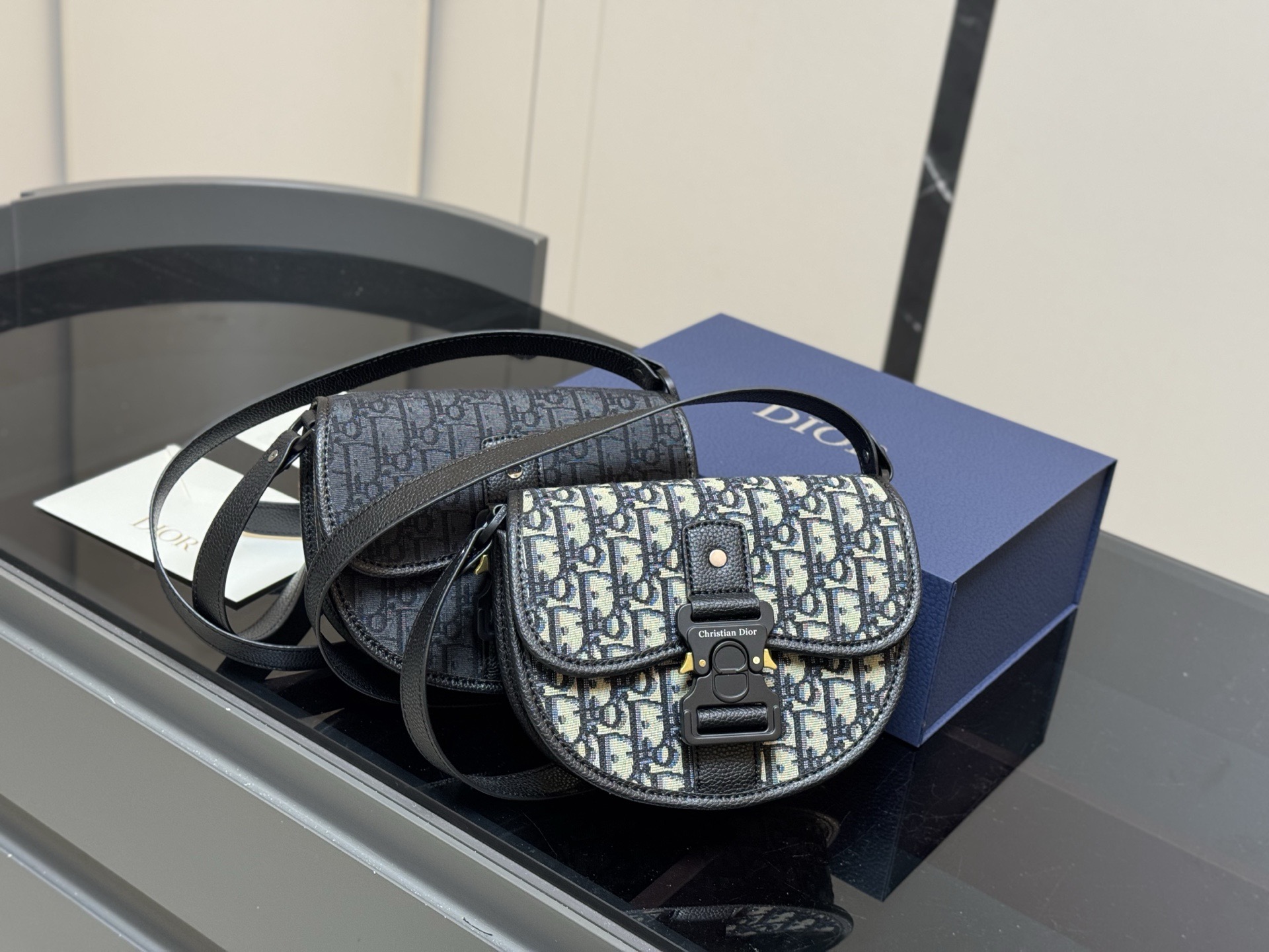 _dZq9s1z0t7WtXl1g9nsMpW_T_49k9Uw7wZWbfew