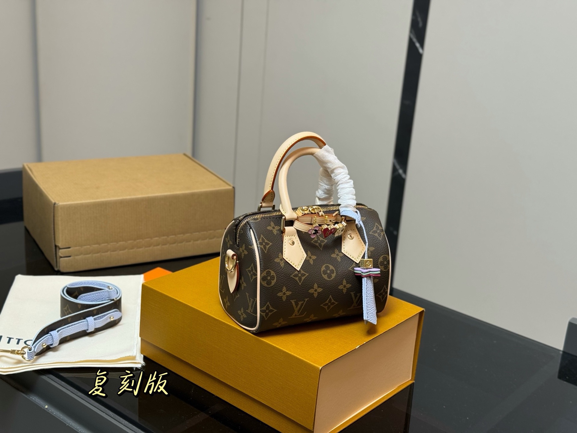 _duv9sXkuQ2x9-FcXZGYL5IWBVF8iHJYYSHSvtxg