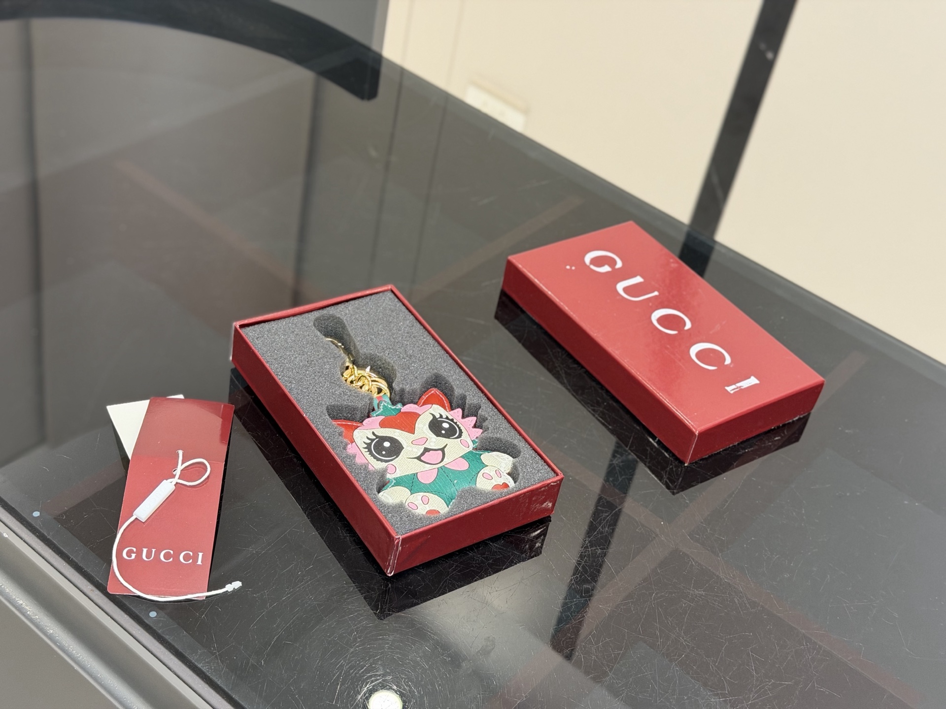 _dSB9smEC7UELNJzHINKHofmTgw0oAKyEFTTn-3g